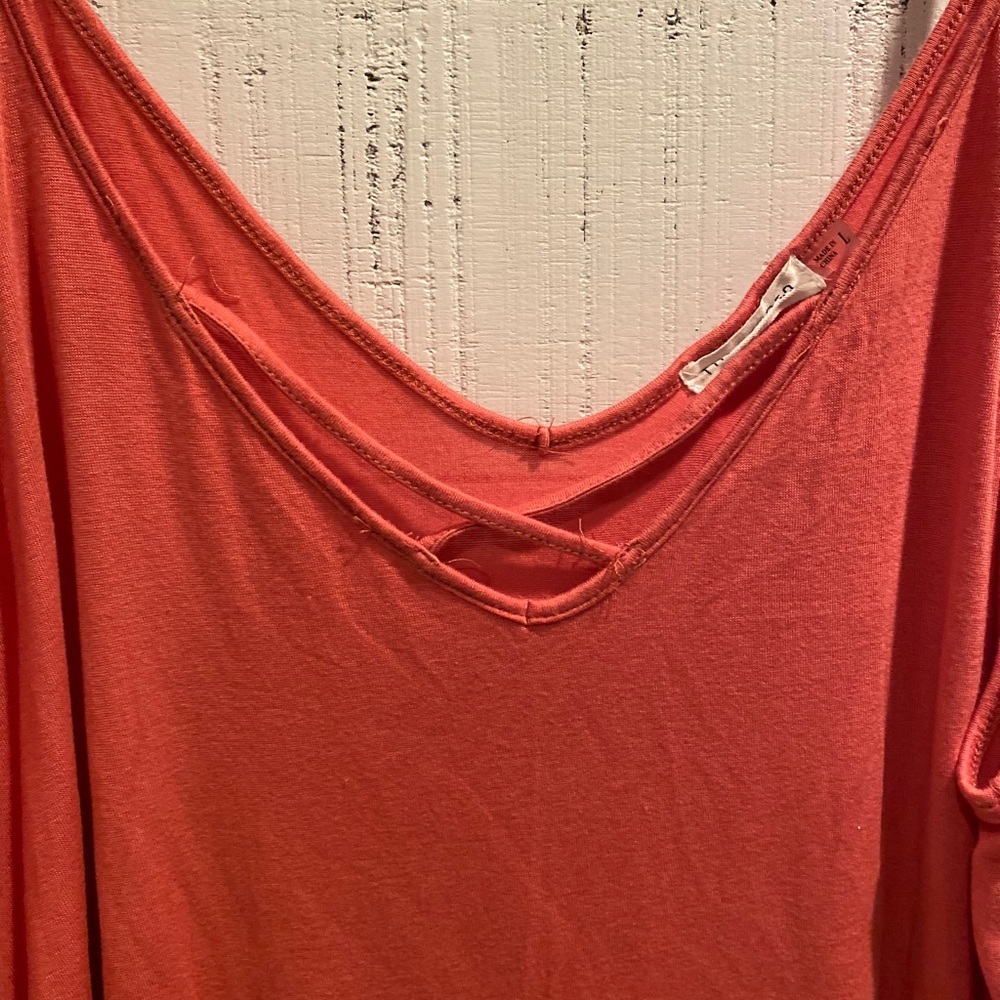 Tank top - Picture 2 of 3